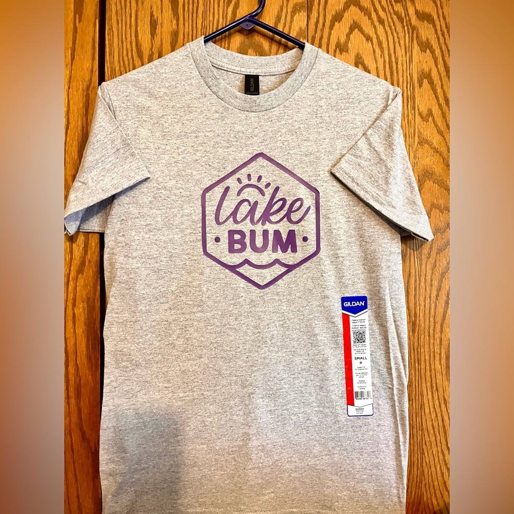 Handmade Gildan Gray Lake Bum T-Shirt
Heavy Cotton. Size small